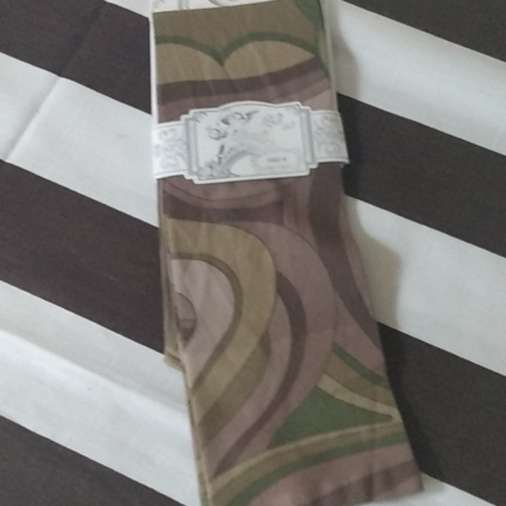 Socks - Picture 6 of 7